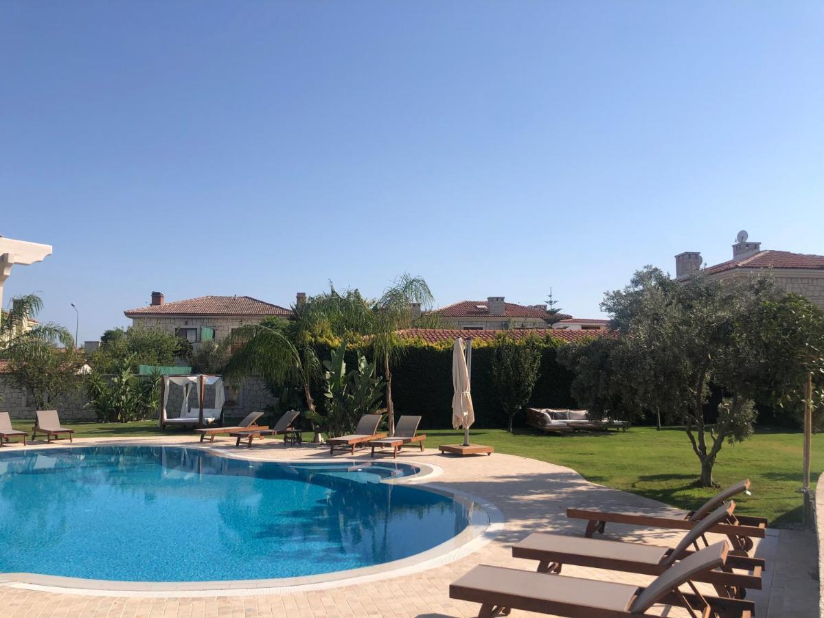 אלאקאטי Triangulo Hotel מראה חיצוני תמונה